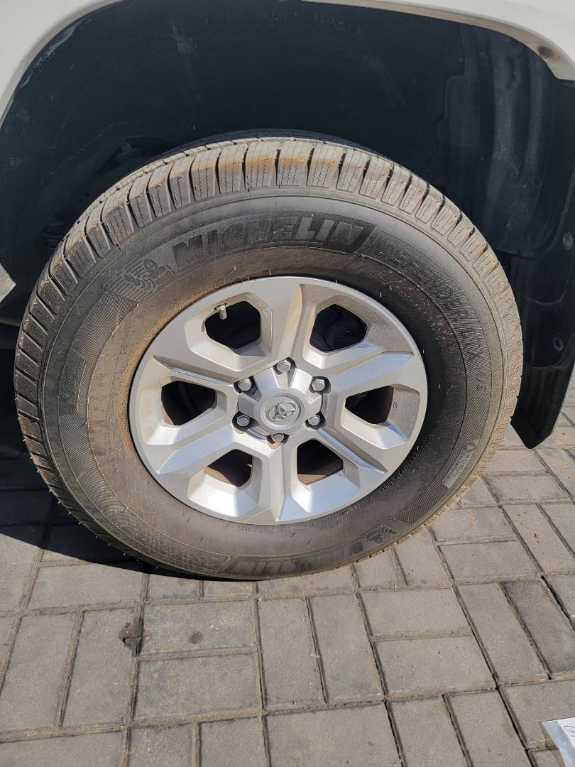 TOYOTA 4RUNNER 2018 - Marhaba Auction Used Cars - Image 10