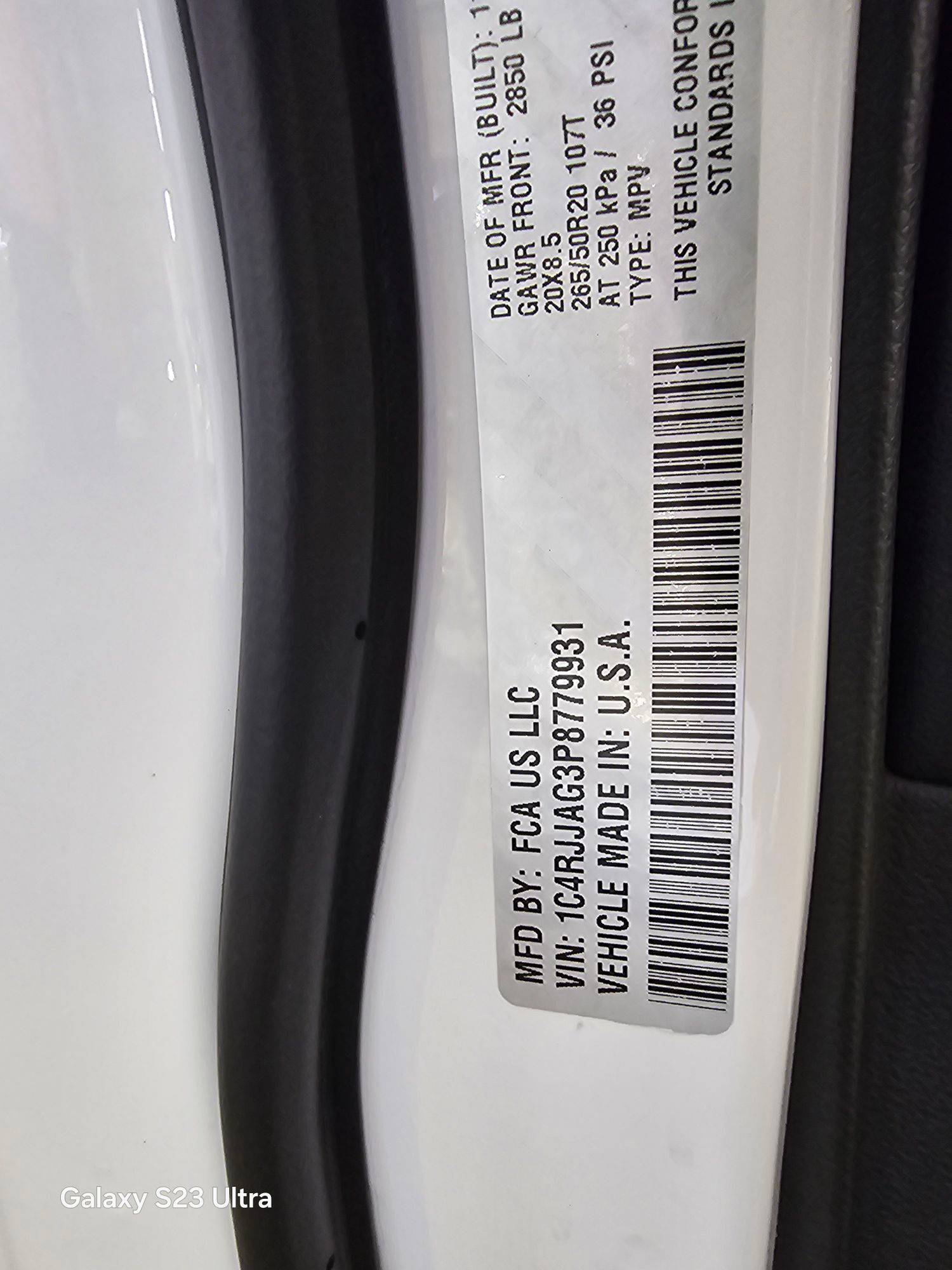 JEEP GRAND CHEROKEE LAREDO 2023 - Marhaba Auction Used Cars - Image 8