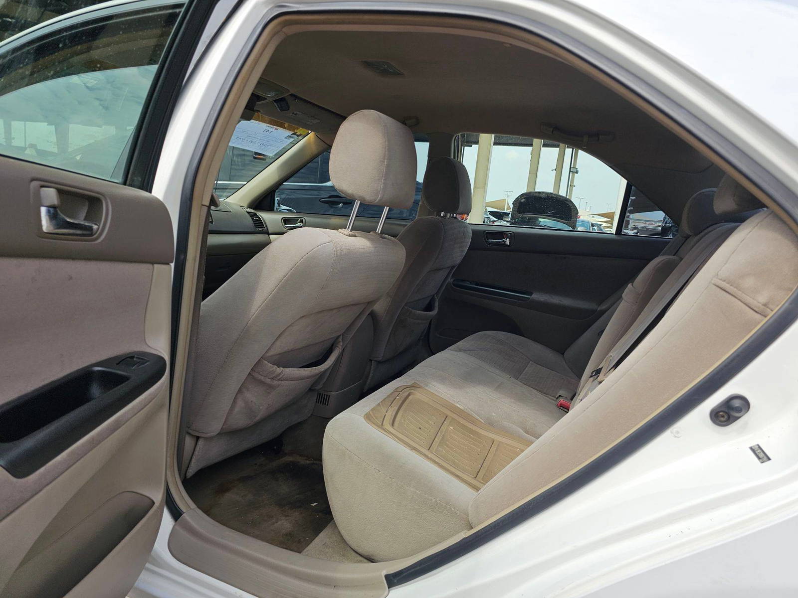 2006 TOYOTA CAMRY — 164182 Miles — Lot 718404 — Souq - Marhaba Auctions Used Cars - Image 6
