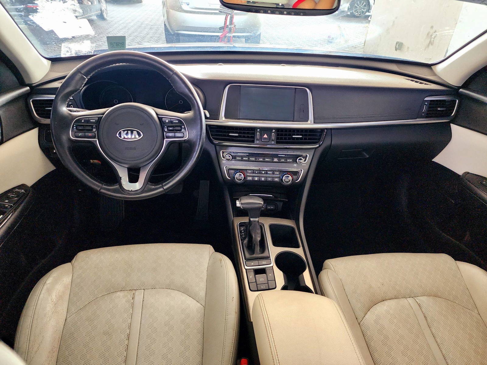 2018 KIA OPTIMA — 123044 Miles — Lot 887851 — Souq - Marhaba Auctions Used Cars - Image 7