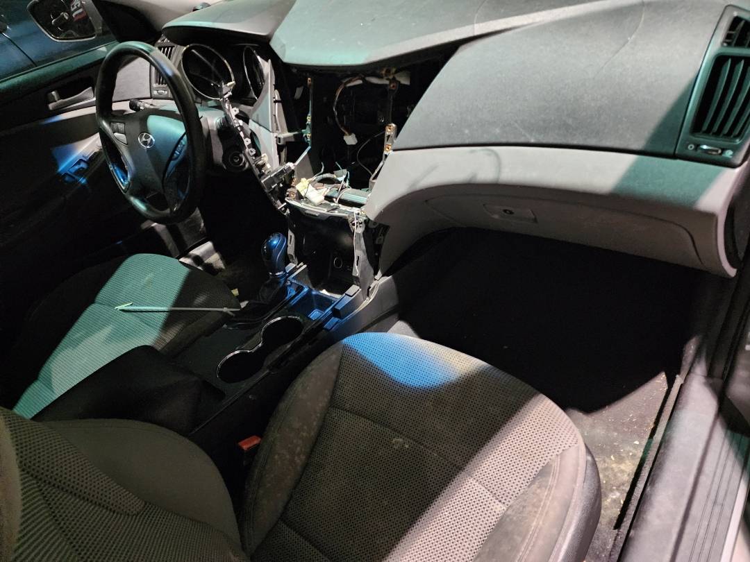 HYUNDAI SONATA 2011 - Marhaba Auction Used Cars - Image 6