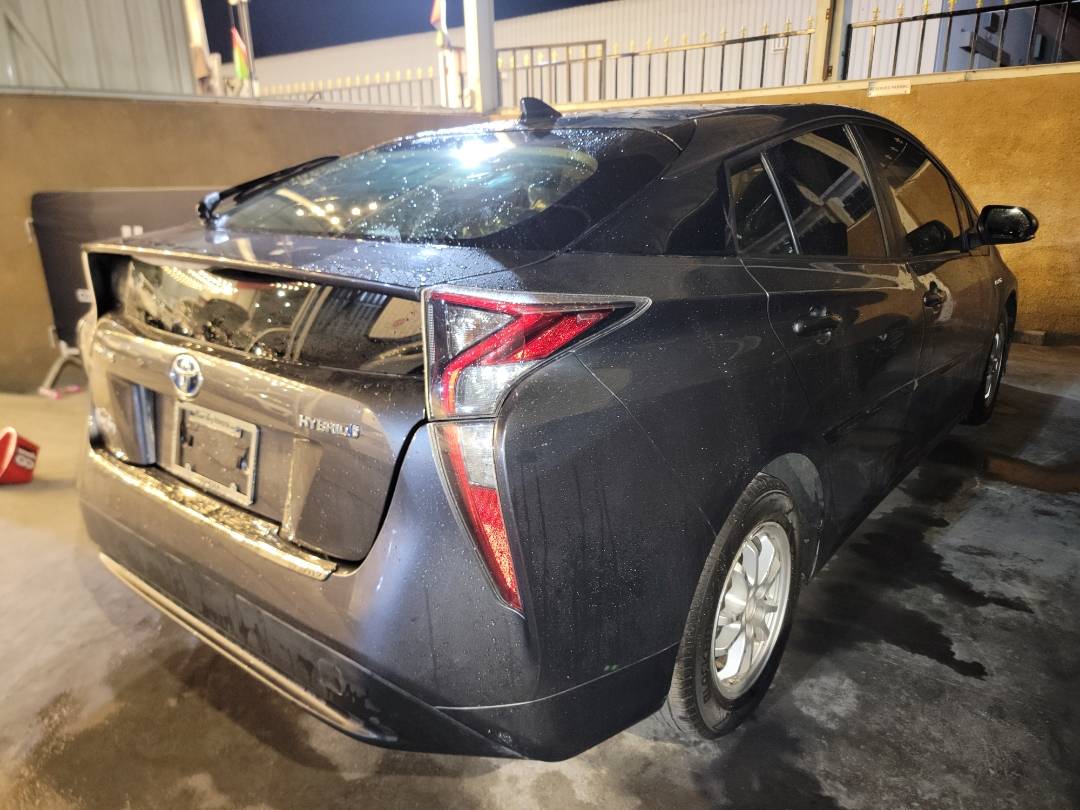 2017 TOYOTA PRIUS — 203182 Miles — Lot 038525 - Marhaba Auctions Used Cars - Image 4