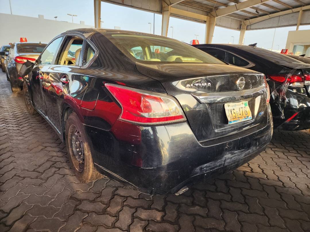 2014 NISSAN ALTIMA — 149461 Miles — Lot 38442028 — Souq - Marhaba Auctions Used Cars - Image 4