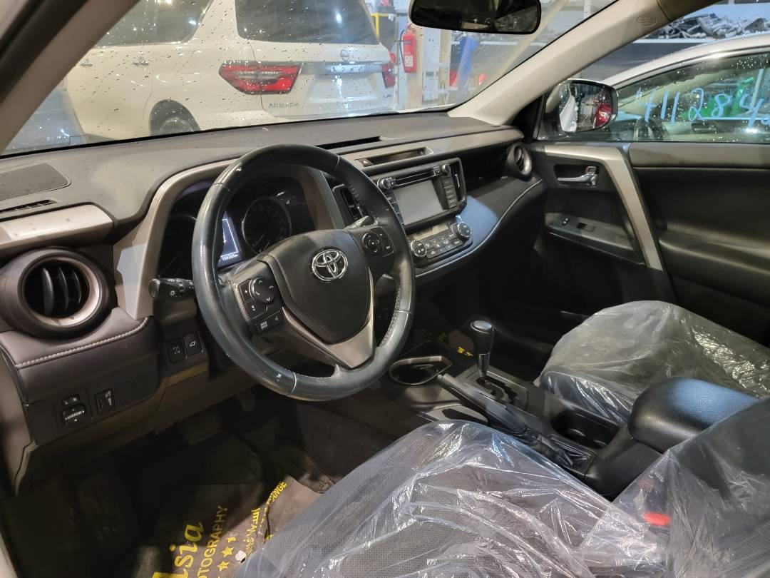 2016 TOYOTA RAV4 — 154199 KM — Lot W503670 — Main - Marhaba Auctions Used Cars - Image 8