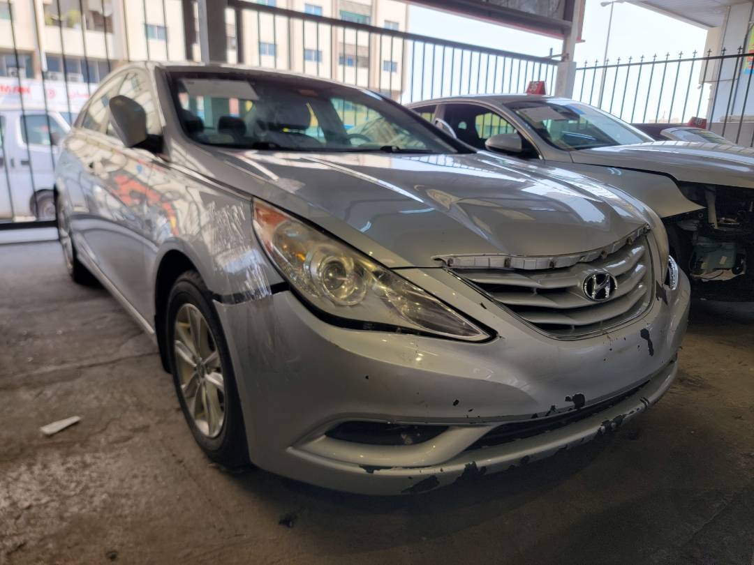 2011 HYUNDAI SONATA — 136980 Miles — Lot 40775619 — Main - Marhaba Auctions Used Cars - Image 4
