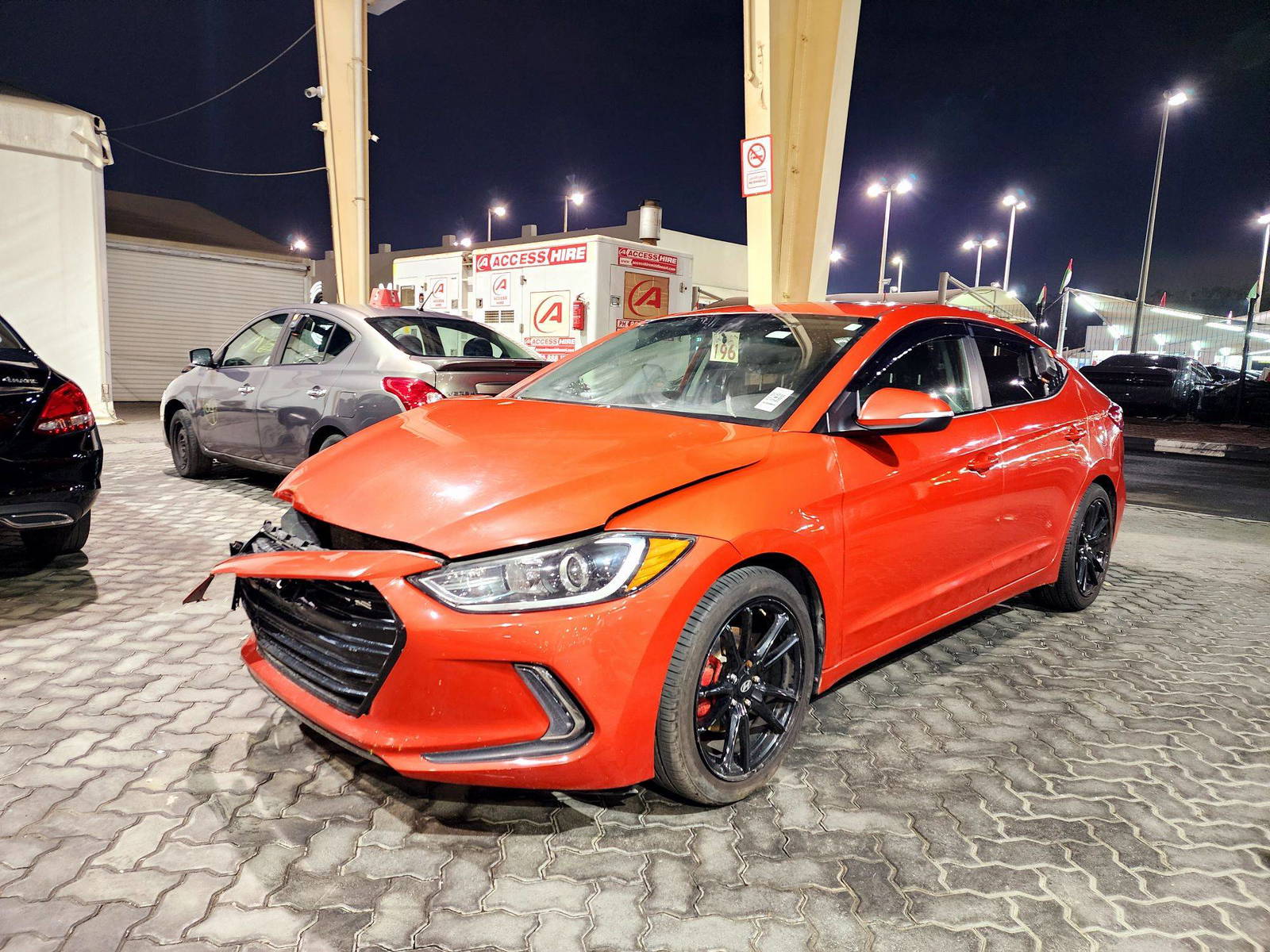2017 HYUNDAI ELANTRA — 104270 KM — Lot 125478 — Souq - Marhaba Auctions Used Cars - Image 5