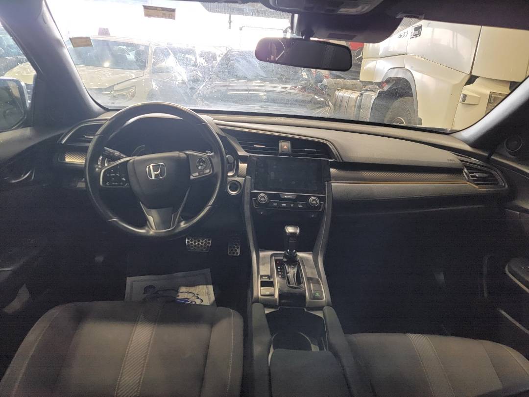 2017 HONDA CIVIC — 139336 KM — Lot HU309085 — Main - Marhaba Auctions Used Cars - Image 7