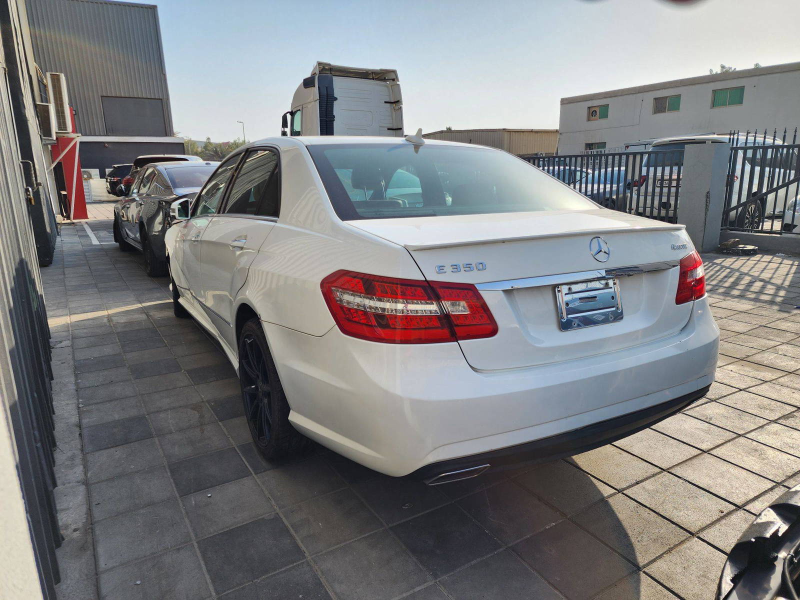 2013 MERCEDES BENZ E 350 — 119307 Miles — Lot 669556 — Ind. 12 - Marhaba Auctions Used Cars - Image 6