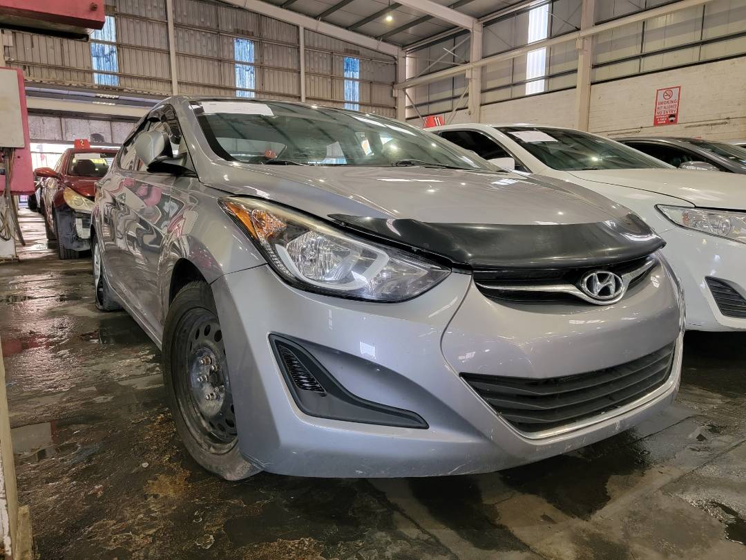 2015 HYUNDAI ELANTRA — 212300 KM — Lot H606426 — Main - Marhaba Auctions Used Cars - Image 4