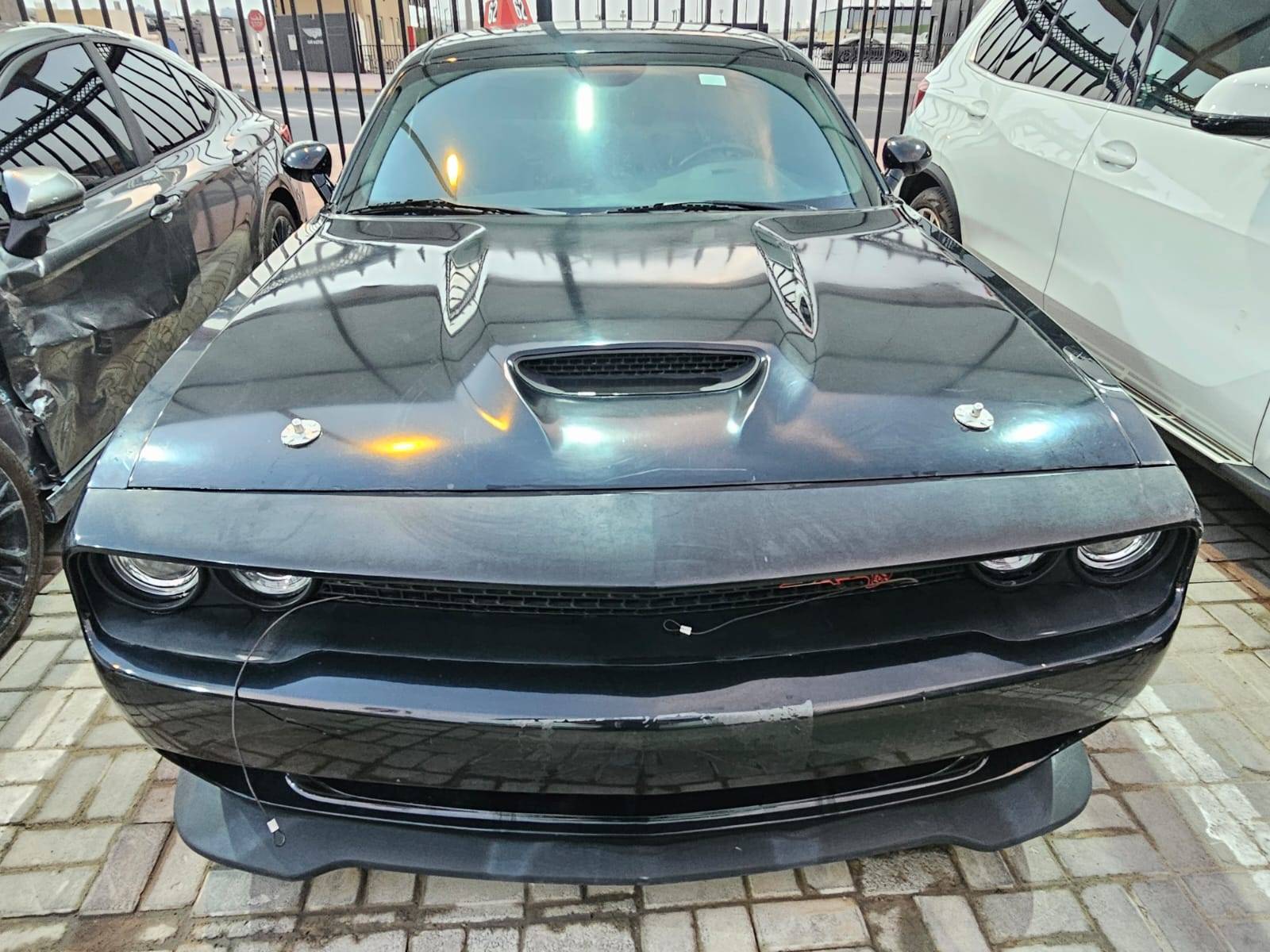 Dodge CHALLENGER 2017 view 2