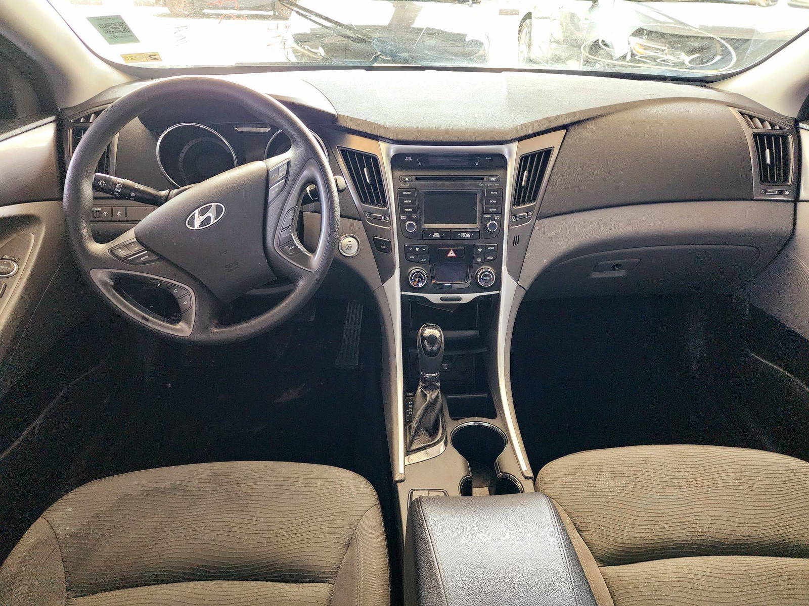 2015 HYUNDAI SONATA — 62491 Miles — Lot 81887344 — Souq - Marhaba Auctions Used Cars - Image 7
