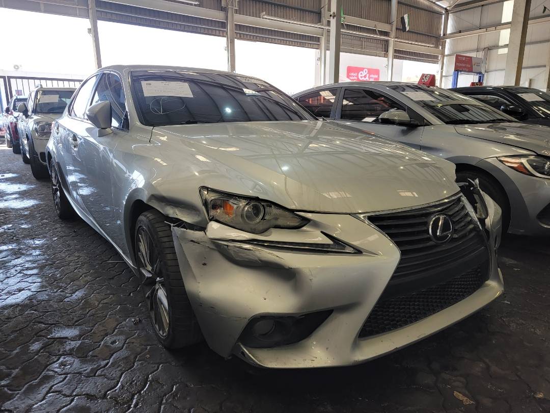 2014 LEXUS IS 250 — 121115 Miles — Lot 1E5002907 — Main - Marhaba Auctions Used Cars - Image 4