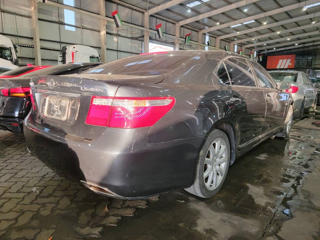 2007 LEXUS LS 460 — 183168 KM — Lot 5000507 — Main - Marhaba Auctions Used Cars - Image 3