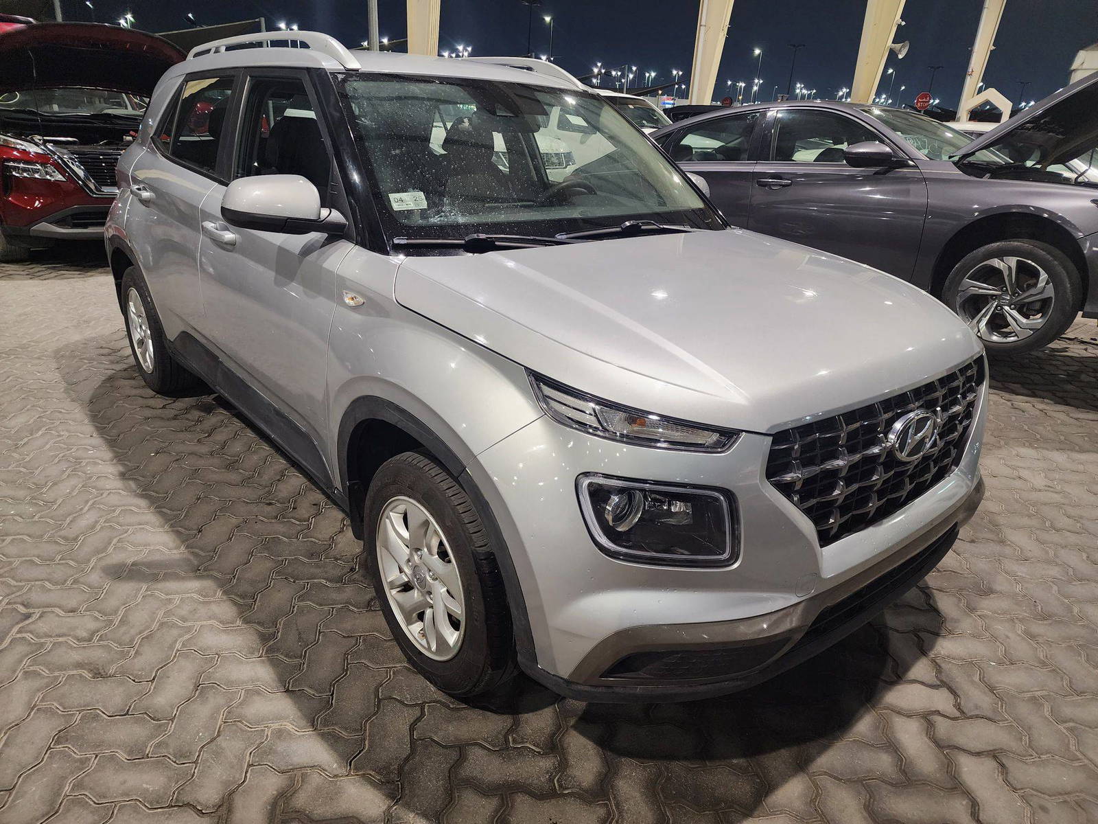 2020 HYUNDAI VENUE SEL — 51117 Miles — Lot 016354 - Marhaba Auctions Used Cars - Image 6
