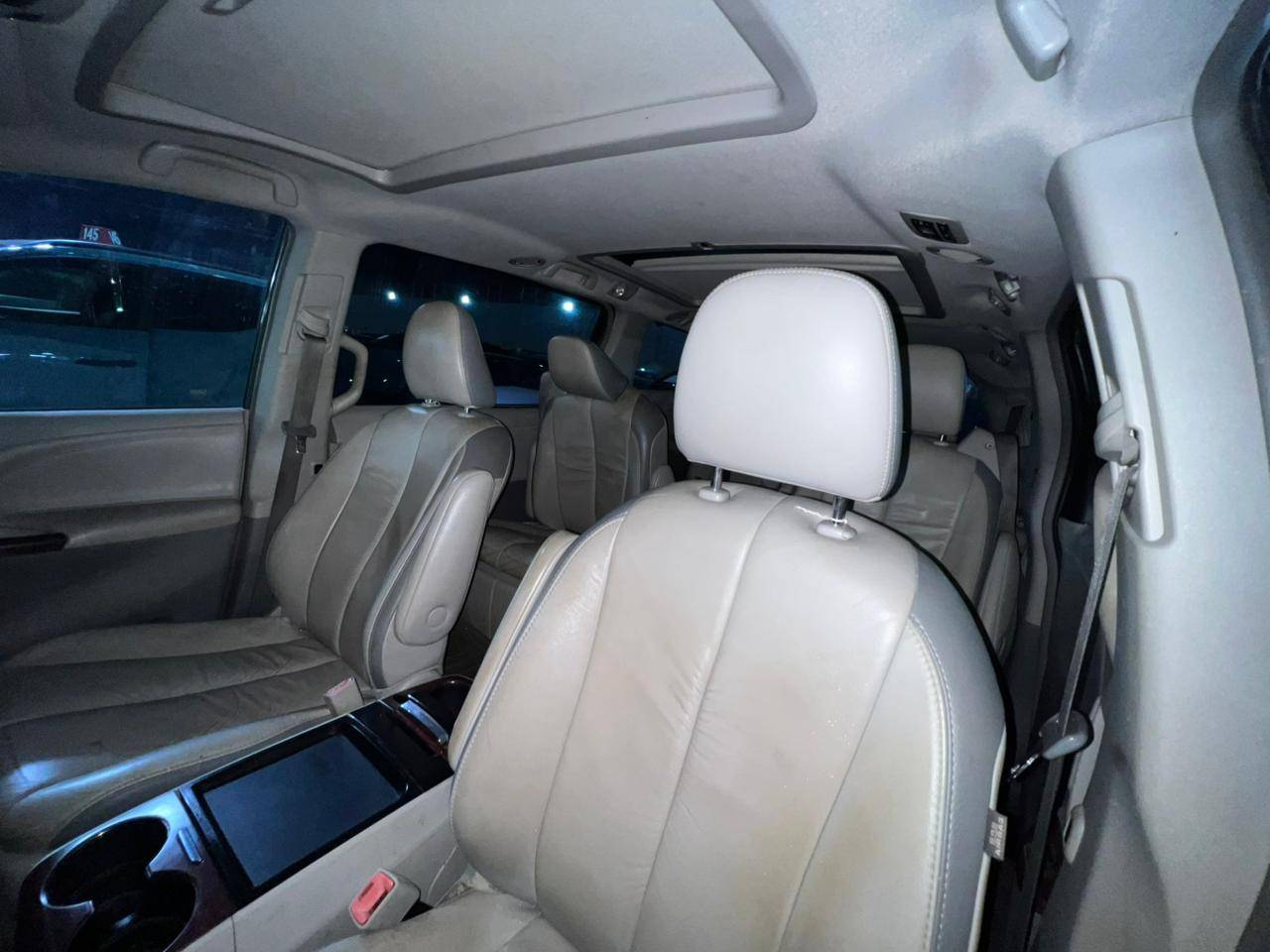 TOYOTA SIENNA 2011 - Marhaba Auction Used Cars - Image 6