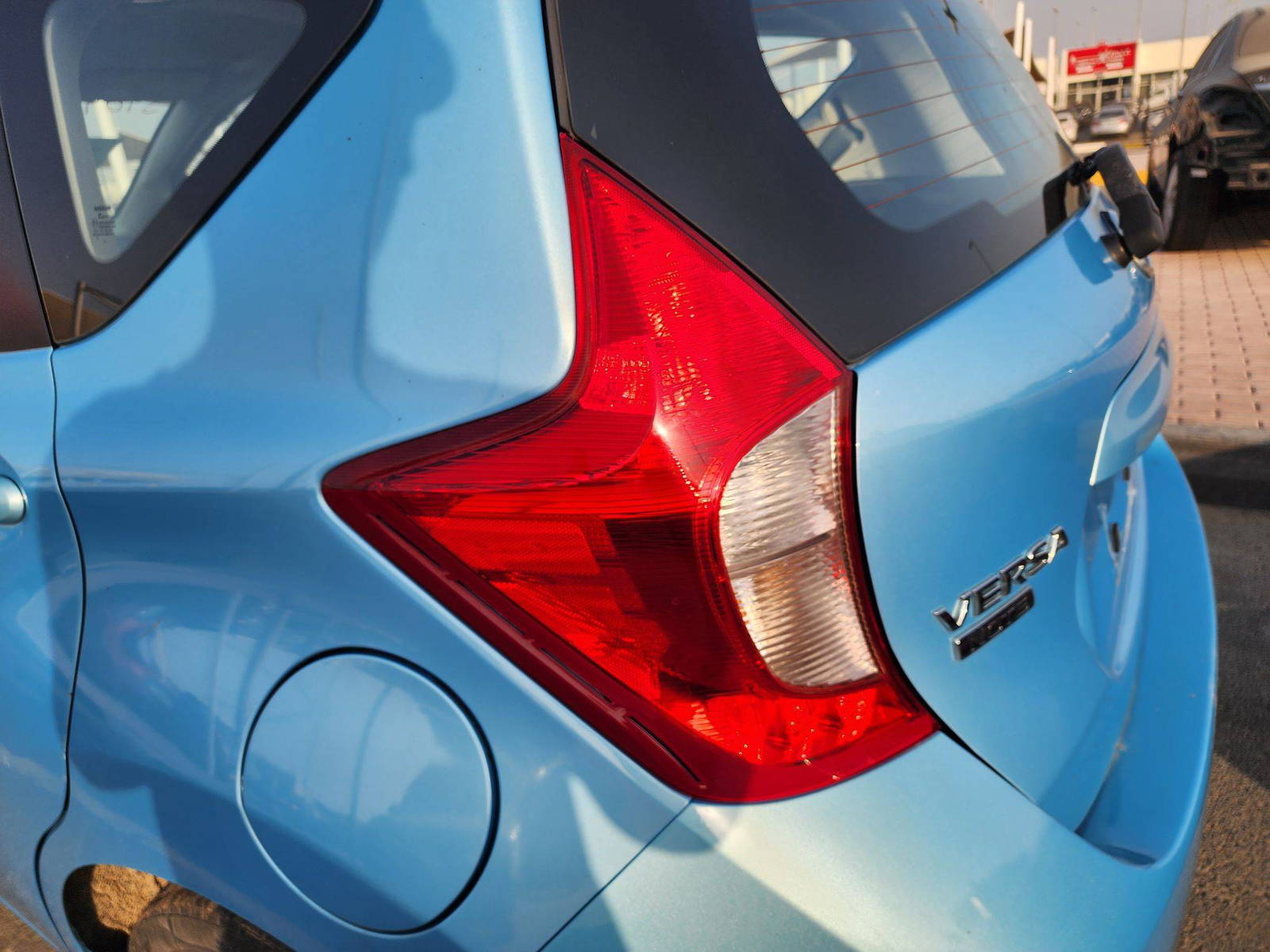 2014 NISSAN VERSA NOTE — 172583 Miles — Lot 39099566 — Souq - Marhaba Auctions Used Cars - Image 11