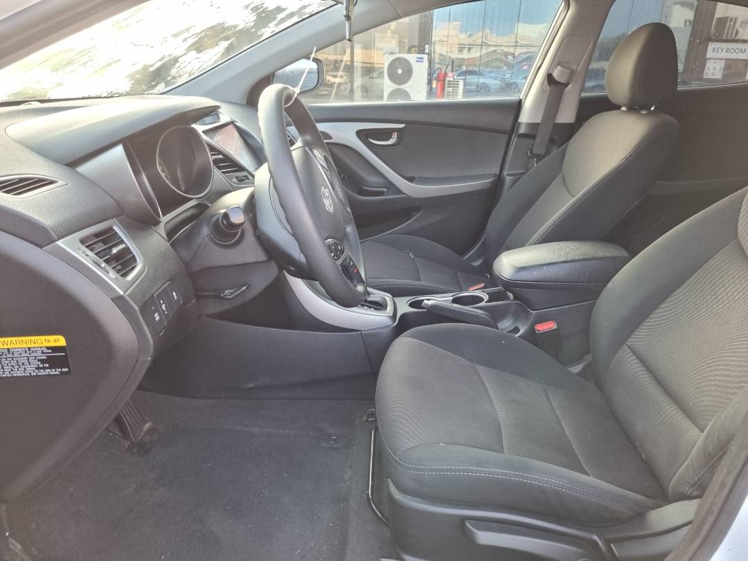 2016 HYUNDAI ELANTRA — 155210 KM — Lot 215487 — Ind. 12 - Marhaba Auctions Used Cars - Image 8
