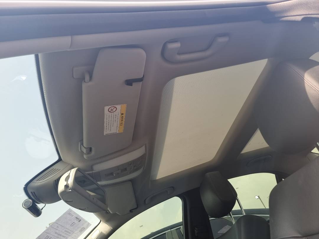 MERCEDES BENZ E-300 2011 - Marhaba Auction Used Cars - Image 8