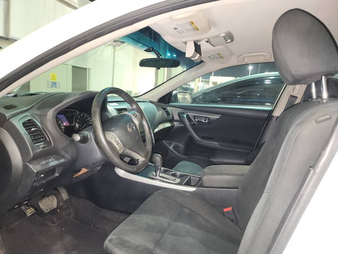 2015 NISSAN ALTIMA — 181461 Miles — Lot 4212884 — Main - Marhaba Auctions Used Cars - Image 7