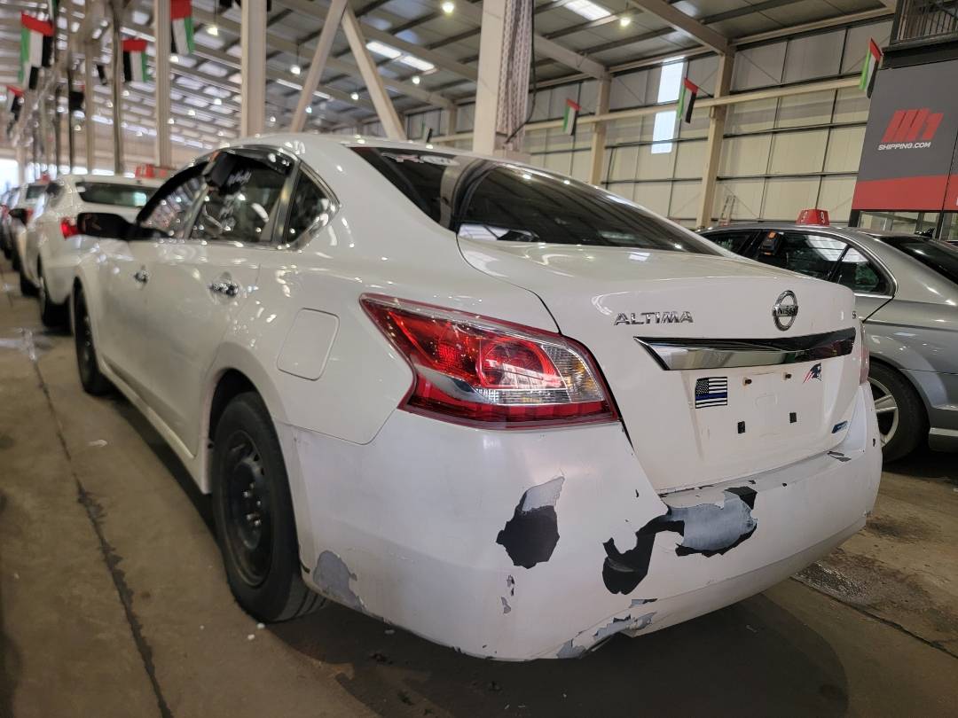 2013 NISSAN ALTIMA — 257931 Miles — Lot 39026380 — Main - Marhaba Auctions Used Cars - Image 4