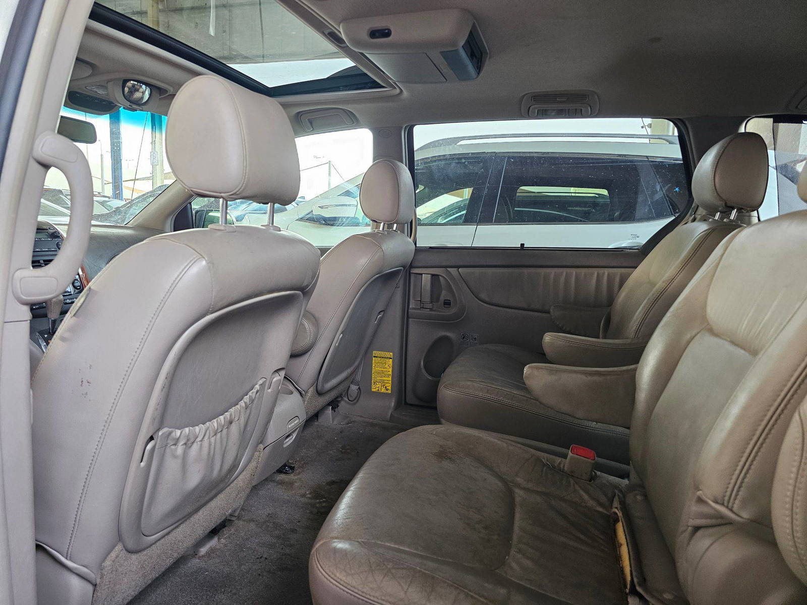 TOYOTA SIENNA 2008 - Marhaba Auction Used Cars - Image 5