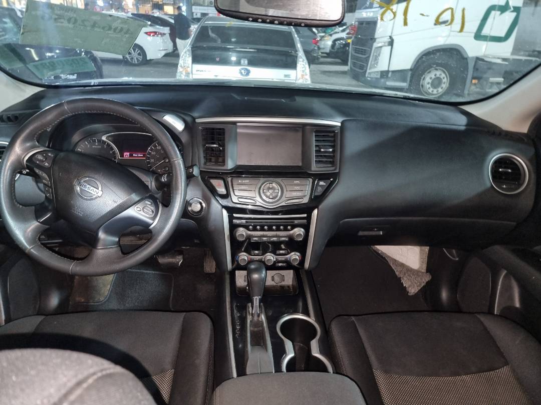2017 NISSAN PATHFINDER — 122036 Miles — Lot 215478 — Souq - Marhaba Auctions Used Cars - Image 7