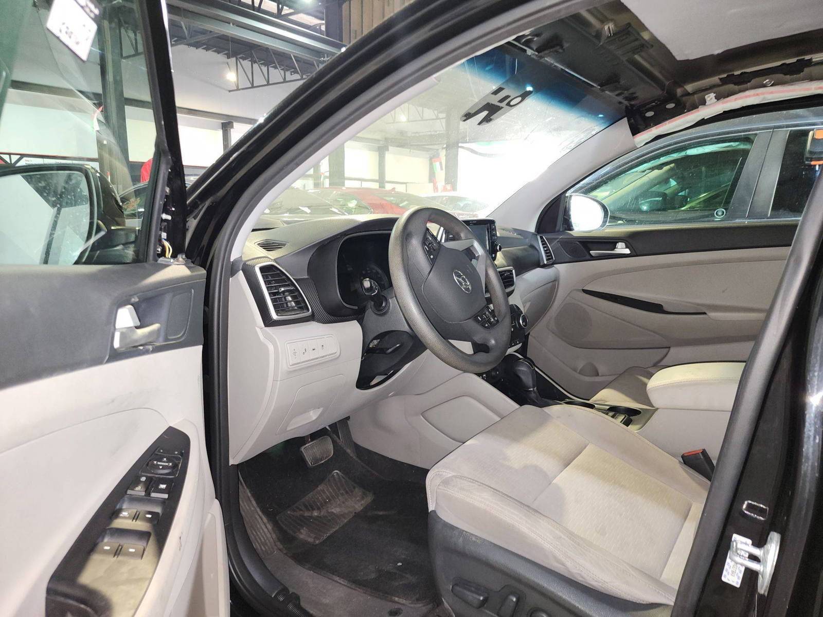 2021 HYUNDAI TUCSON — 59915 Miles — Lot 2MU353199 — Souq - Marhaba Auctions Used Cars - Image 10