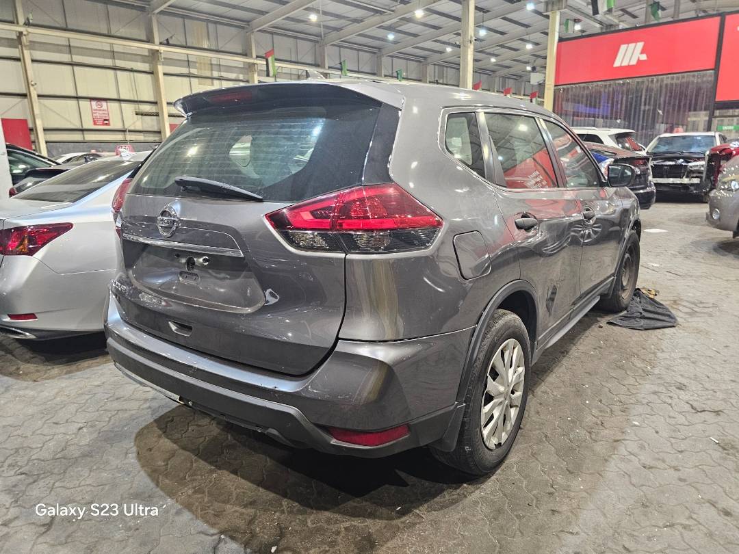 2019 NISSAN ROGUE — 131243 Miles — Lot 2KC781709 — Souq - Marhaba Auctions Used Cars - Image 3