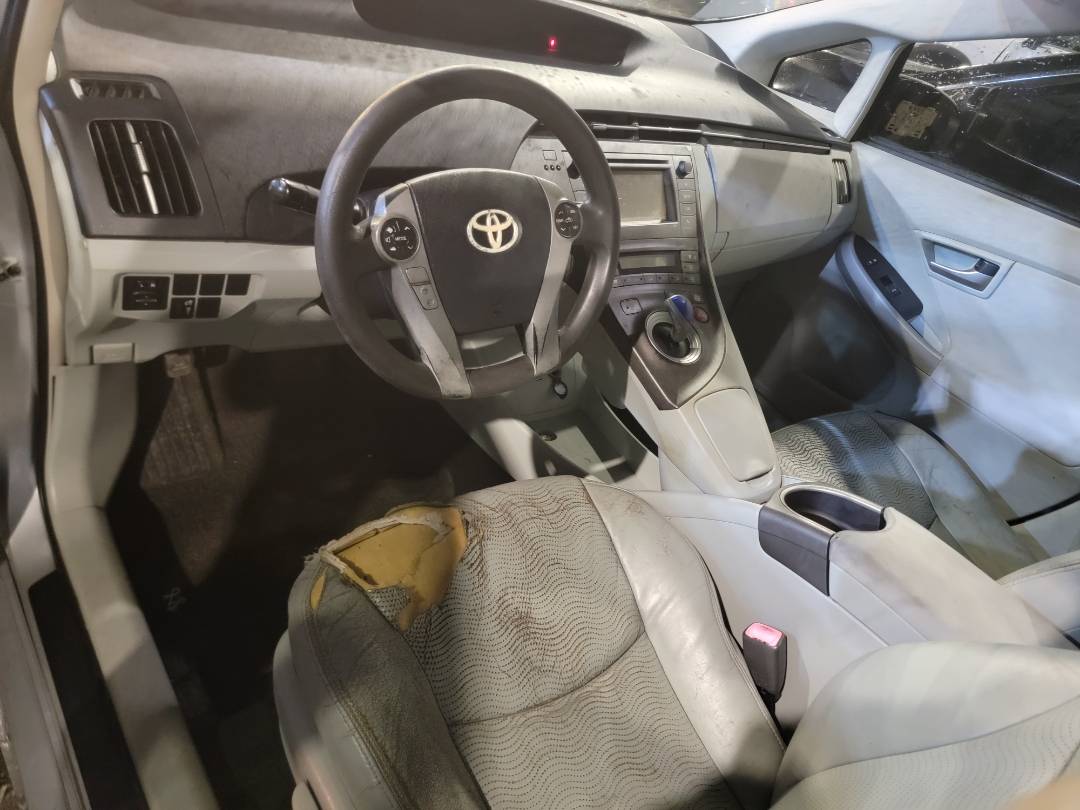 2012 TOYOTA PRIUS — 248512 Miles — Lot 389665 - Marhaba Auctions Used Cars - Image 4