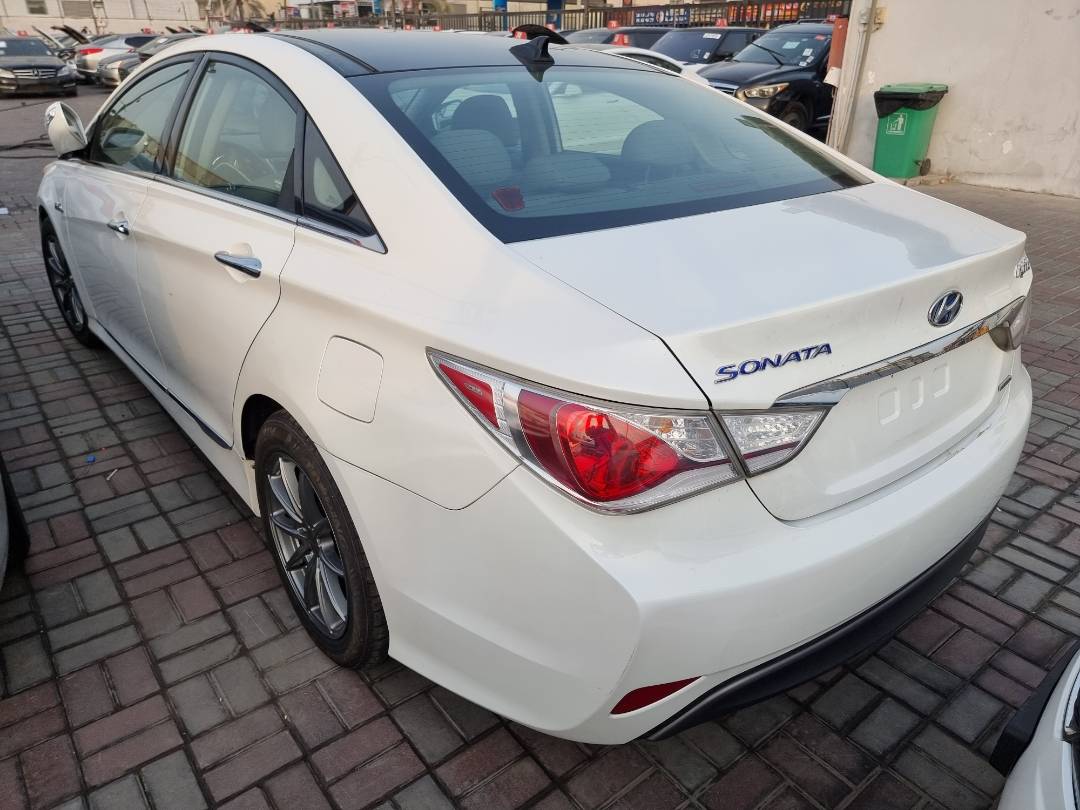 2015 HYUNDAI SONATA — 166181 Miles — Lot 215487 — Ind. 12 - Marhaba Auctions Used Cars - Image 4