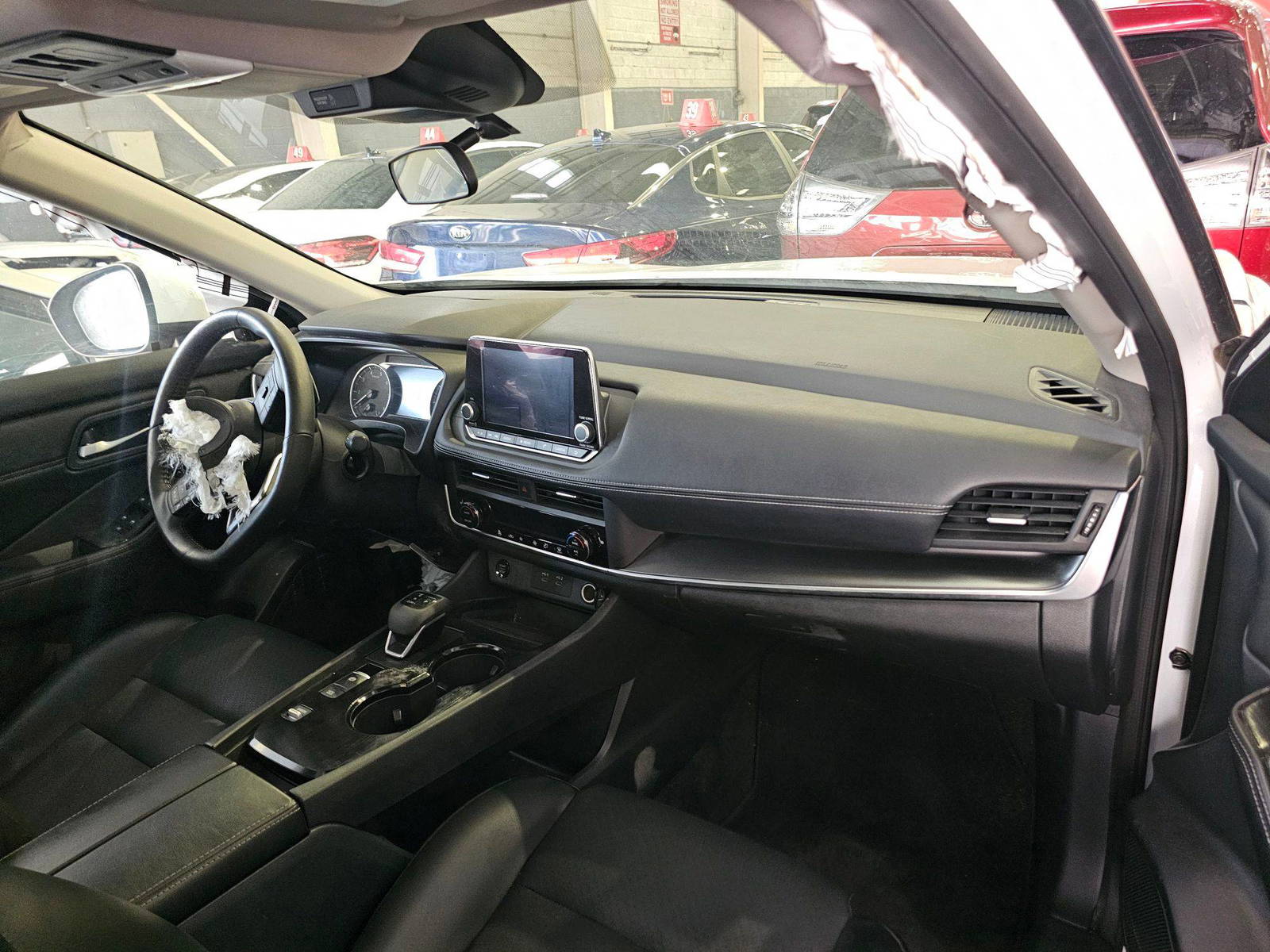 NISSAN ROGUE 2024 - Marhaba Auction Used Cars - Image 9