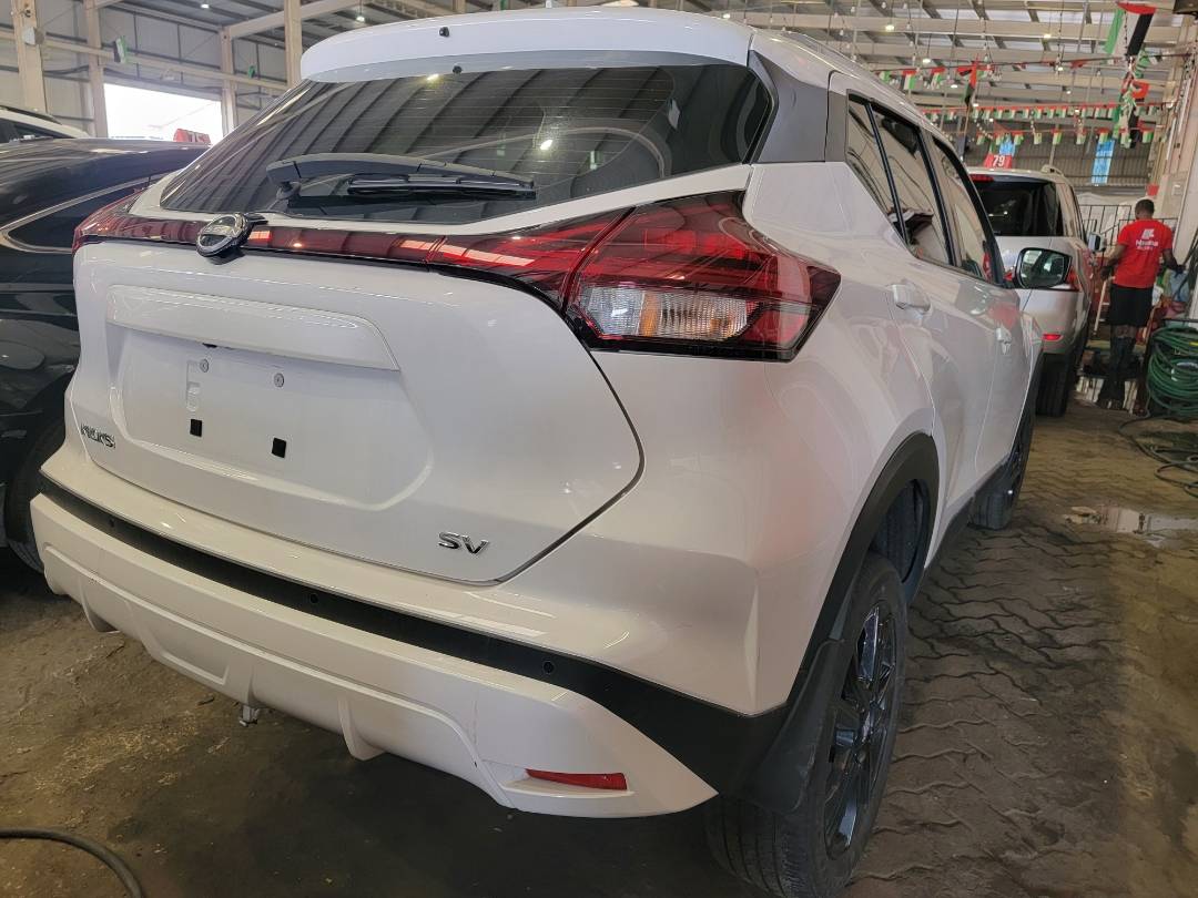 2023 NISSAN KICKS — 42497 Miles — Lot 45179715 — Ind. 12 - Marhaba Auctions Used Cars - Image 4