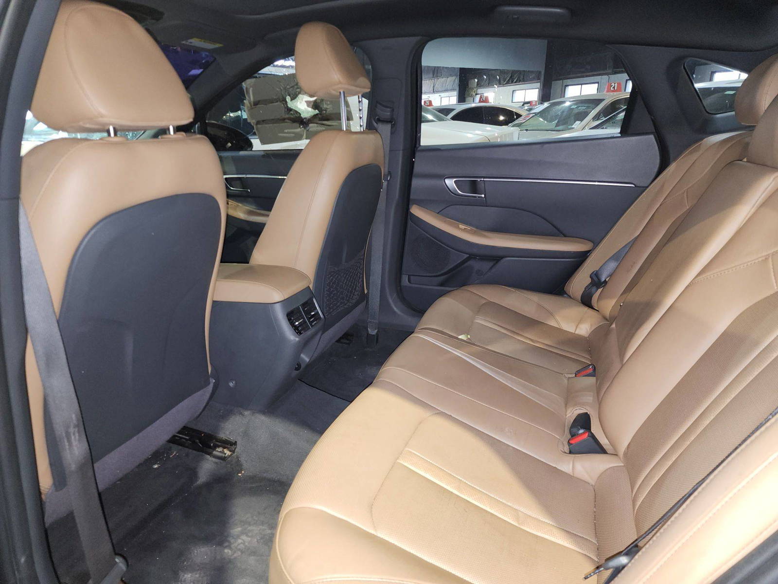 2020 HYUNDAI SONATA — 76395 Miles — Lot H036692 — Al Quoz - Marhaba Auctions Used Cars - Image 7