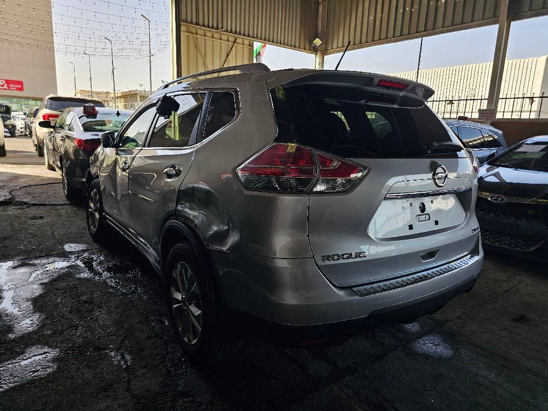 NISSAN ROGUE