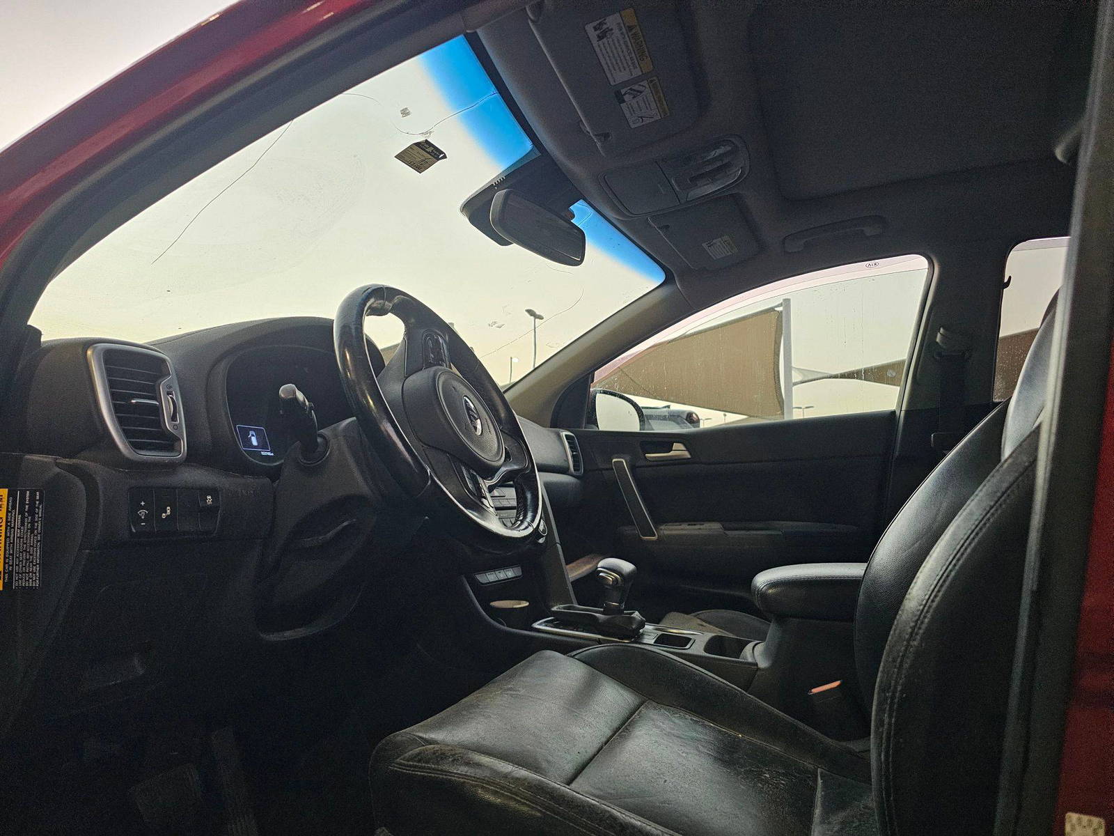 2017 KIA SPORTAGE — 153745 Miles — Lot 8H7093041 — Souq - Marhaba Auctions Used Cars - Image 14