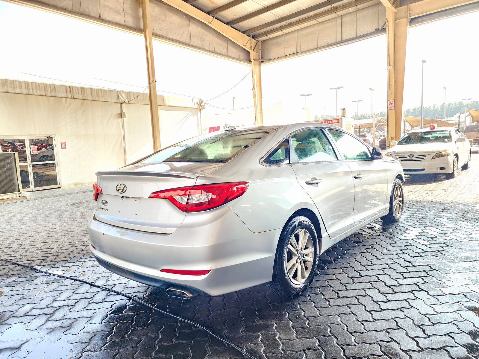 2017 HYUNDAI SONATA — 146918 Miles — Lot 66883564 — Souq - Marhaba Auctions Used Cars - Image 3