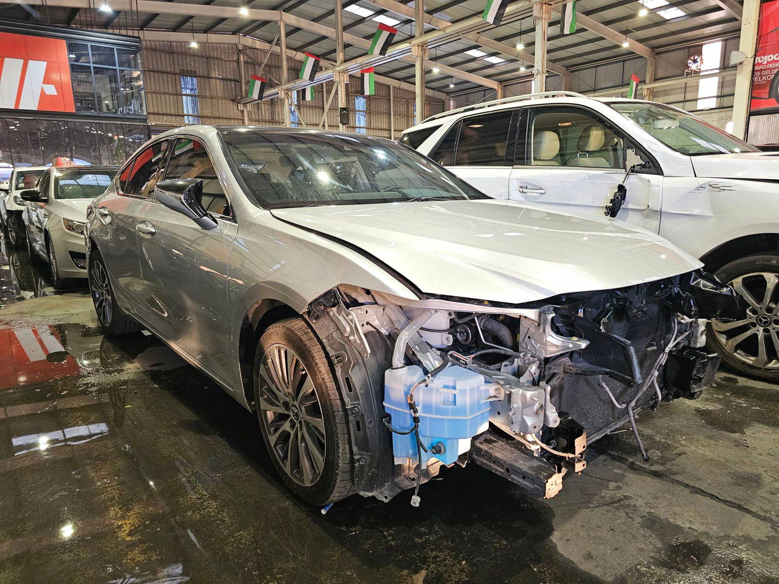 2019 LEXUS ES 350 — 113074 Miles — Lot 2002188 — Main - Marhaba Auctions Used Cars - Image 4