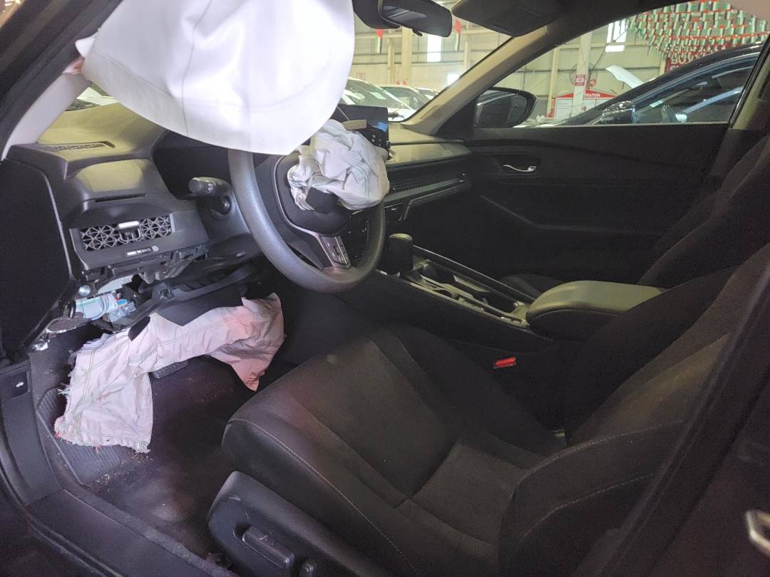 2023 HONDA ACCORD — 16417 Miles — Lot 40380971 — Souq - Marhaba Auctions Used Cars - Image 6