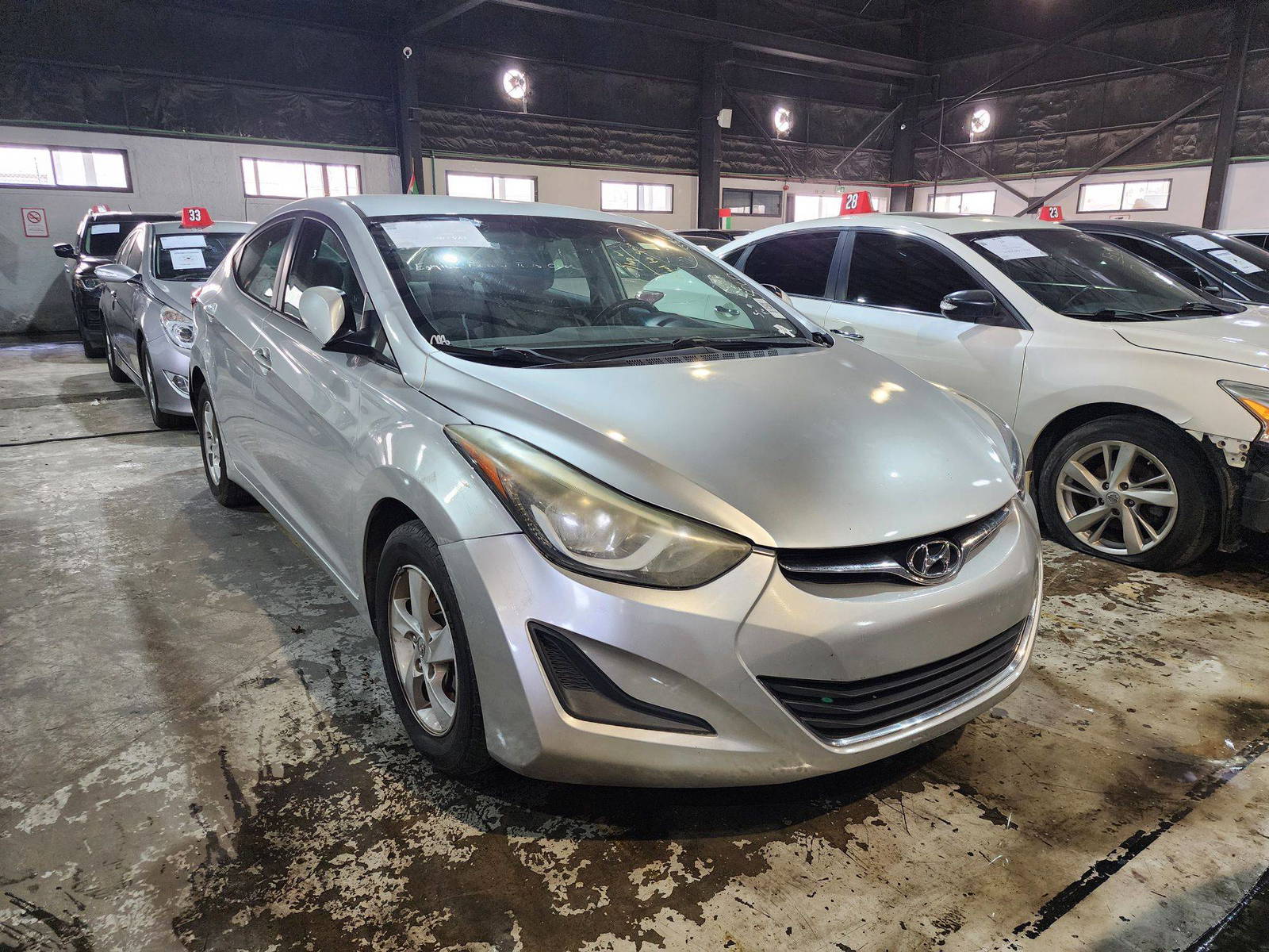 2015 HYUNDAI ELANTRA — 175931 Miles — Lot 348064 — Al Quoz - Marhaba Auctions Used Cars - Image 5