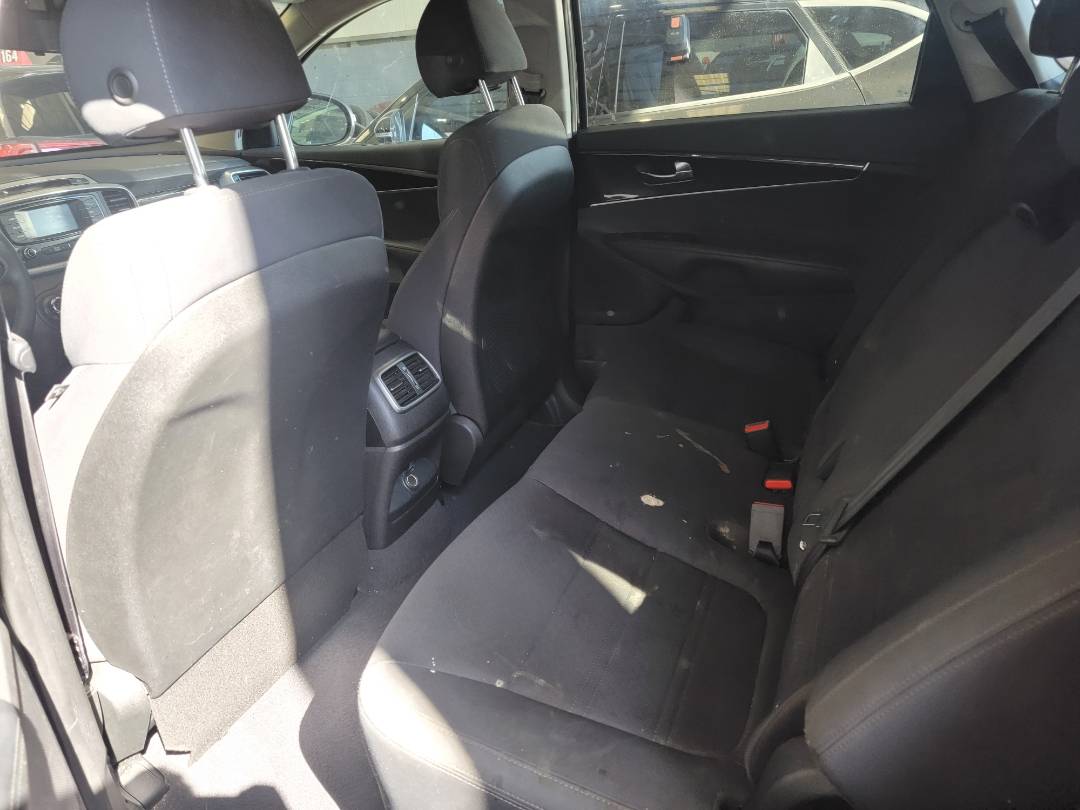 2018 KIA SORENTO — 98019 Miles — Lot 426934 — Main - Marhaba Auctions Used Cars - Image 6