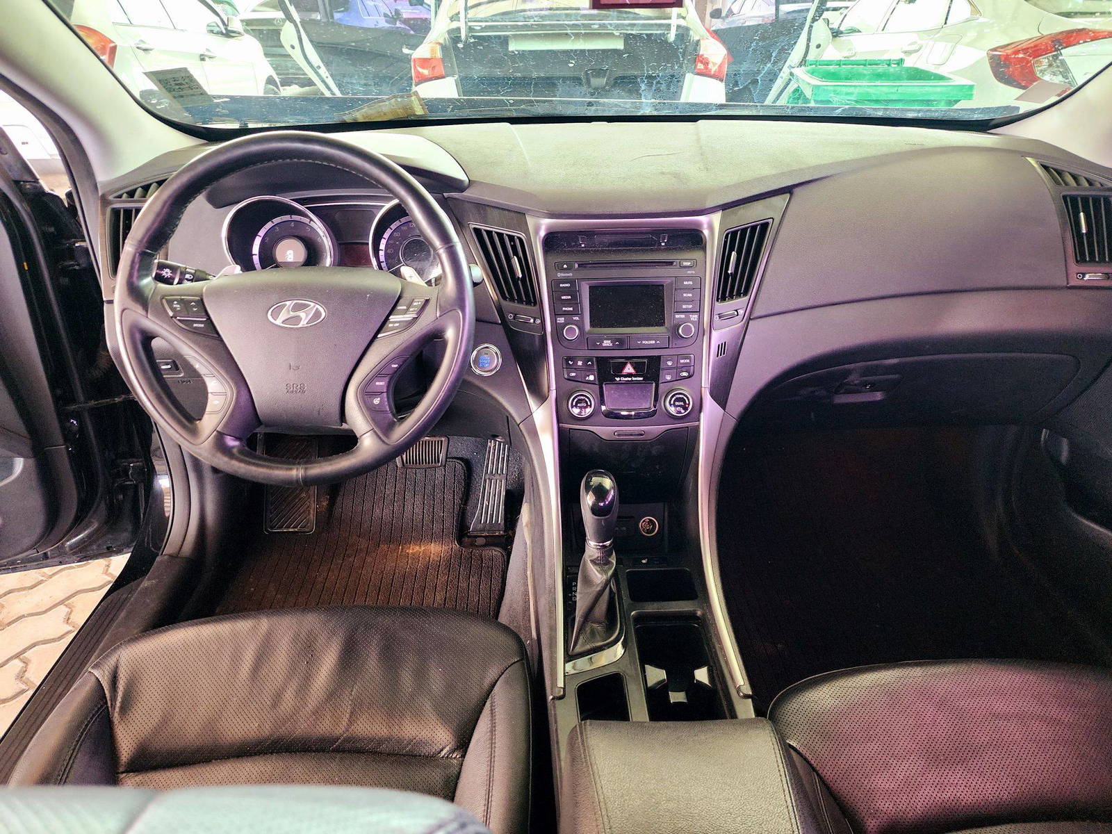 2013 HYUNDAI SONATA — 132572 KM — Lot 532963 — Souq - Marhaba Auctions Used Cars - Image 7