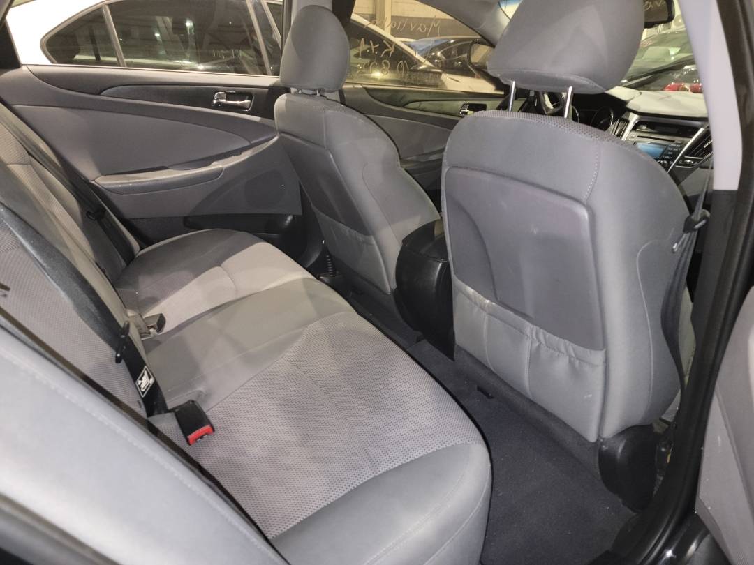 2013 HYUNDAI SONATA — 101984 Miles — Lot H752900 - Marhaba Auctions Used Cars - Image 5