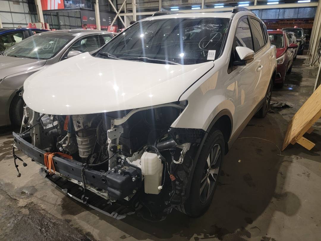 2018 TOYOTA RAV4 — 123295 Miles — Lot 82246104 — Main - Marhaba Auctions Used Cars - Image 5