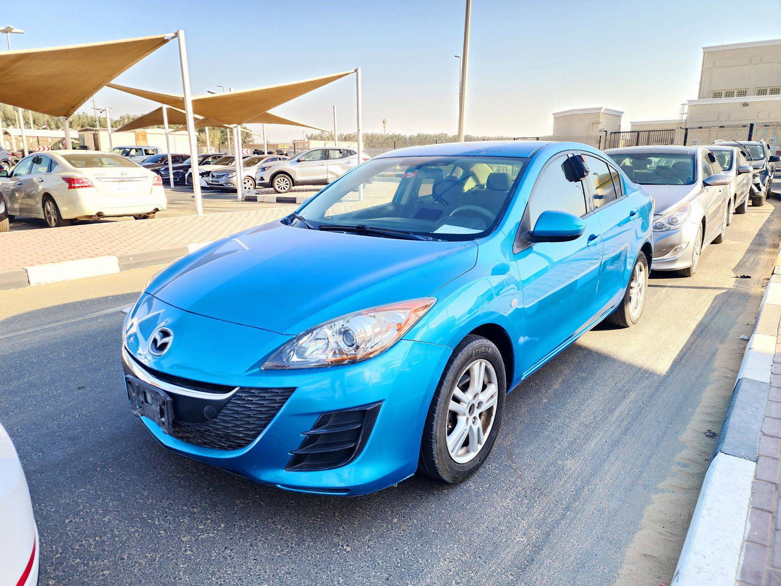 2010 MAZDA MAZDA 3 — 265525 KM — Lot A1219320 — Souq - Marhaba Auctions Used Cars - Image 5