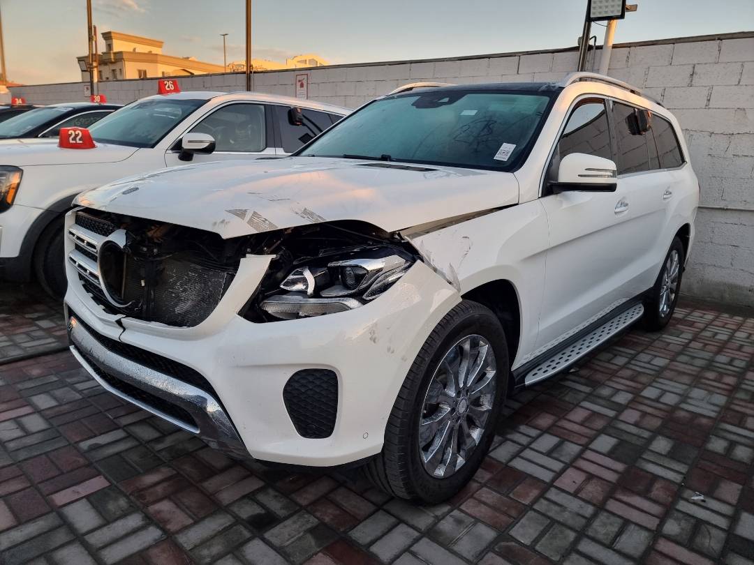 2017 MERCEDES BENZ GLS 450 — 163456 Miles — Lot 804586 — Ind. 12 - Marhaba Auctions Used Cars - Image 3