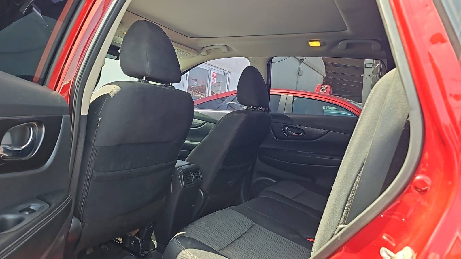 2019 NISSAN ROGUE — 223066 KM — Lot 707918 — Souq - Marhaba Auctions Used Cars - Image 8