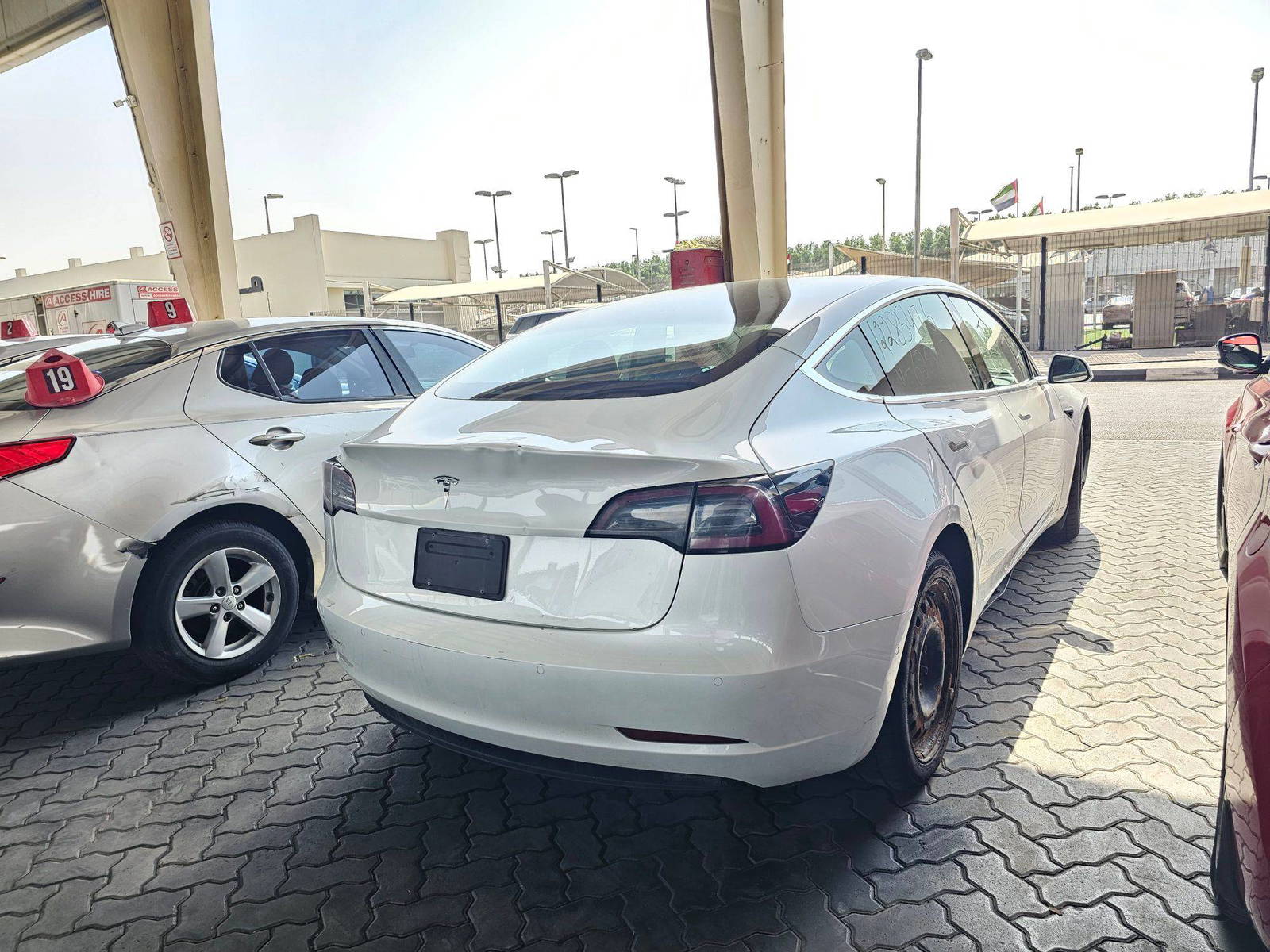 2020 TESLA MODEL 3 — 121681 KM — Lot LF625817 — Ind. 12 - Marhaba Auctions Used Cars - Image 3