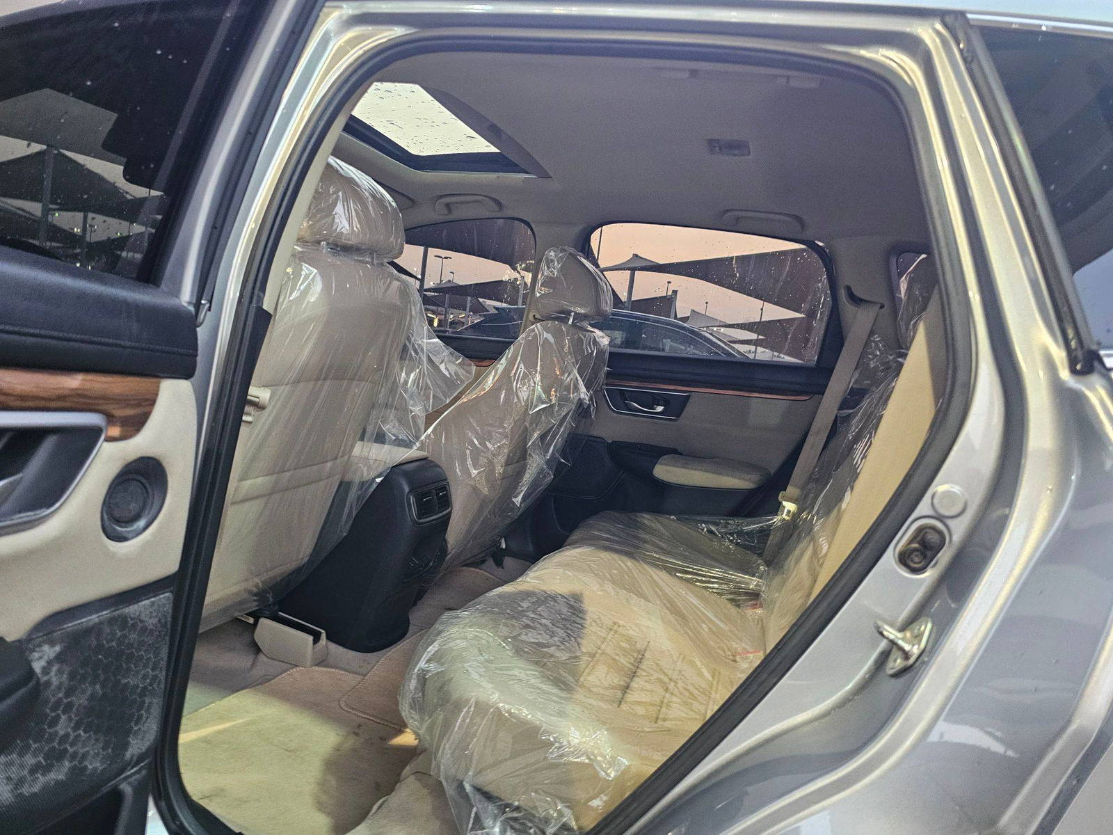 HONDA CR-V 2017 - Marhaba Auction Used Cars - Image 6
