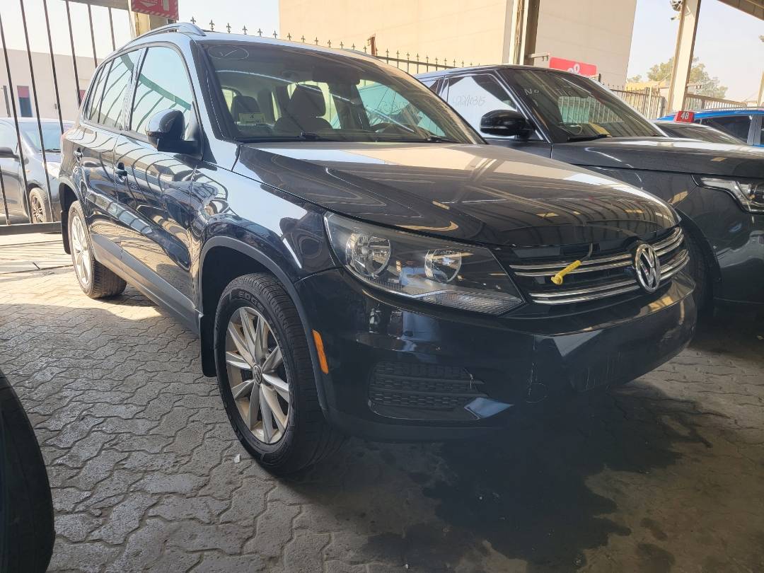 2018 VOLKSWAGEN TIGUAN — 162072 Miles — Lot 000662 — Main - Marhaba Auctions Used Cars - Image 3