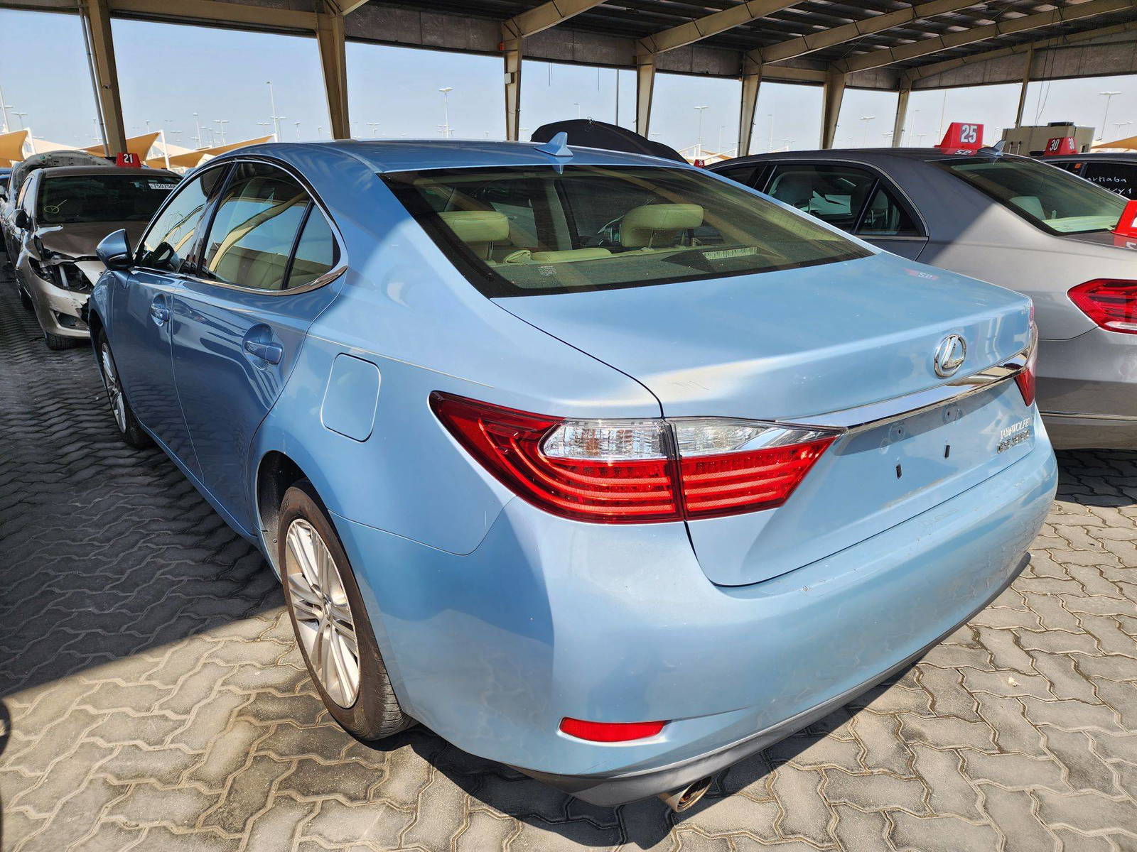 2013 LEXUS ES 350 — 158975 Miles — Lot 75178783 - Marhaba Auctions Used Cars - Image 4